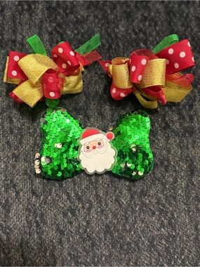 Christmas Cheer with Santa Sequins & Cheerful Hair Bow Clips